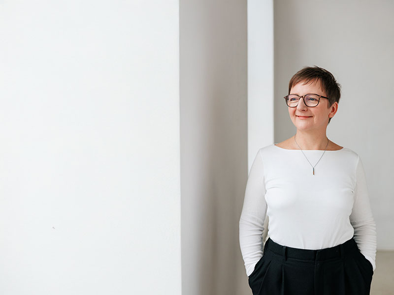 Kommunikations-Expertin für die Bauchbranche Bettina Dessaules